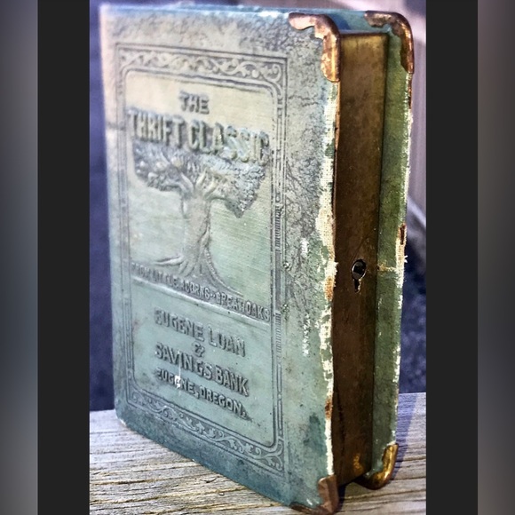 Antique EUGENE LOAN & SAVINGS BANK of Oregon Figural Book Coin Bank - Picture 7 of 8